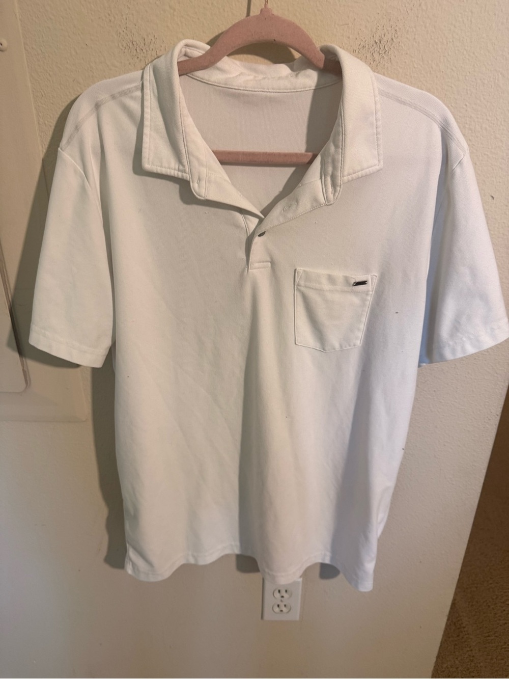 Vuori Men’s Large White Performance Polo Shirt Chest Pocket Golf
